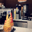 Machine à glaces soft et frozen yogurts - Sur roulettes - Débits intensifs - 2 parfums + panachage - 2 x 12 L